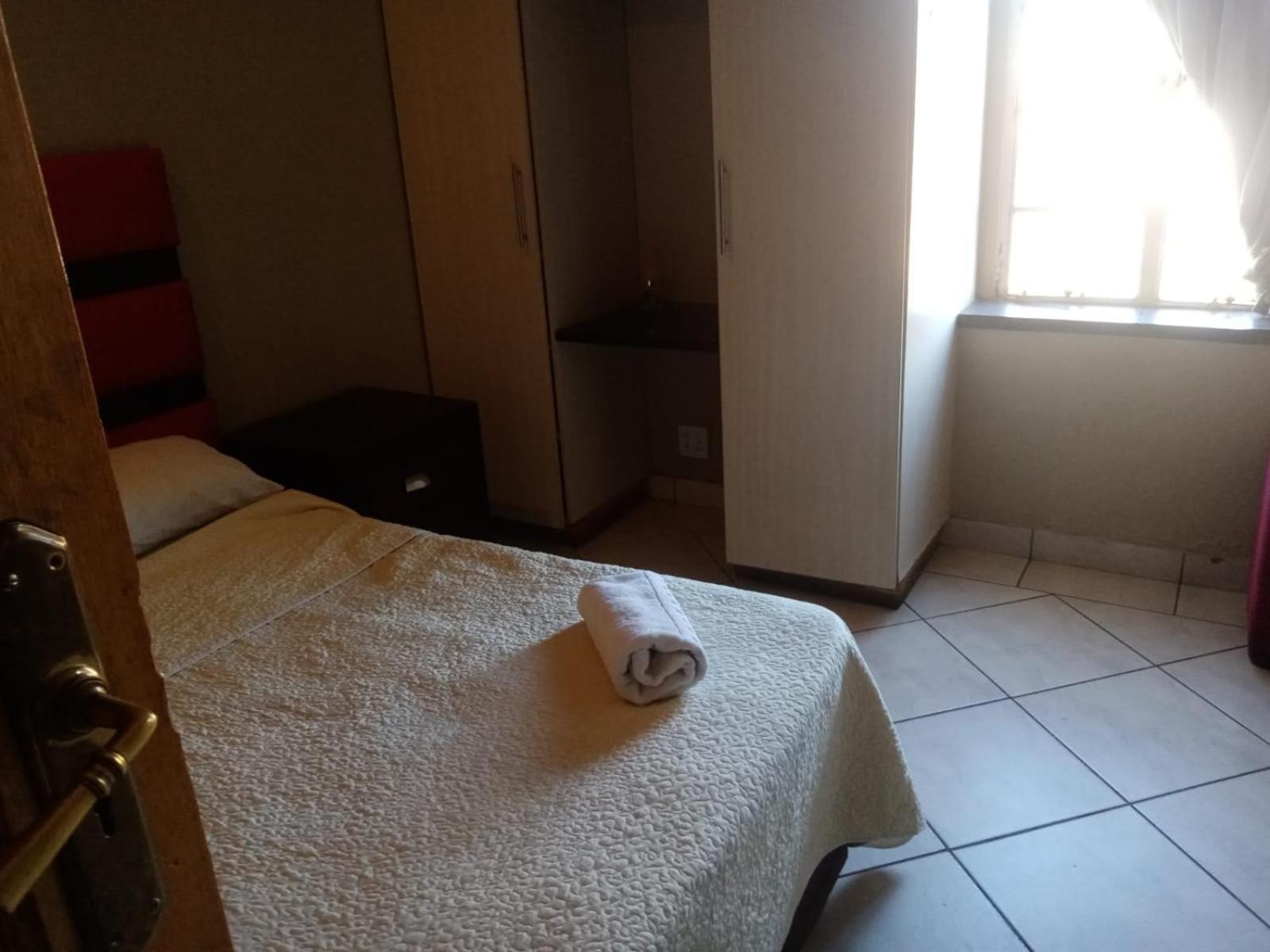Ebony Guest House Pretoria-Noord エクステリア 写真